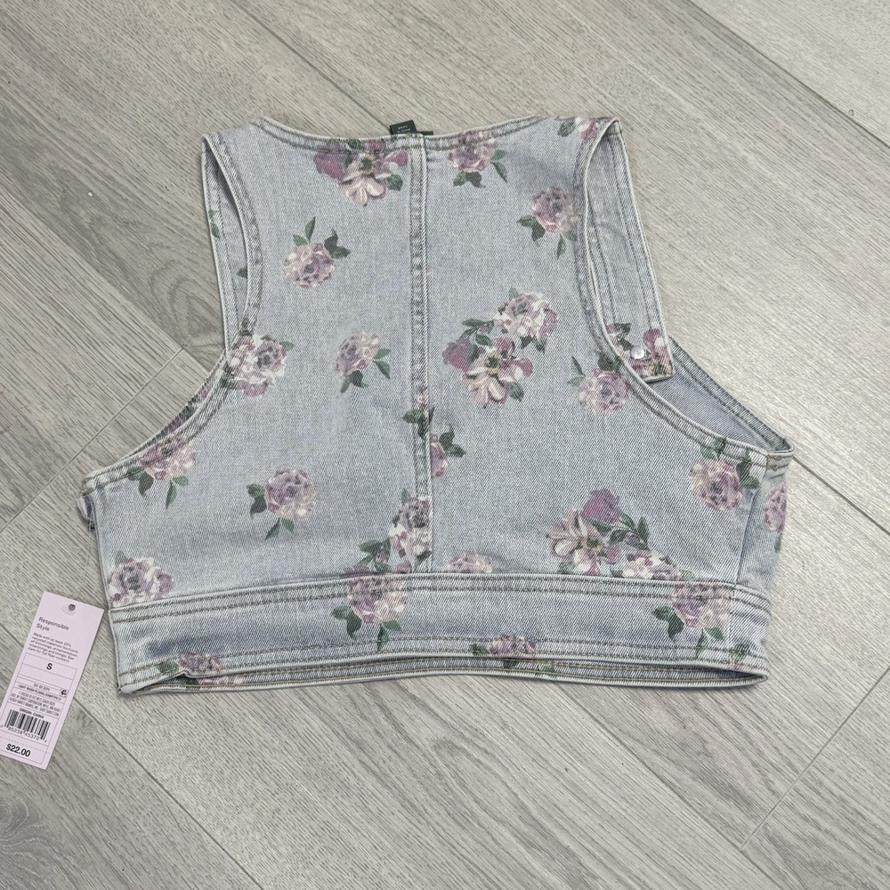 Wild Fable Denim Crop Top Womens Small Light‎ Wash Floral V-Neck Sleeveless Zip - Picture 6 of 6